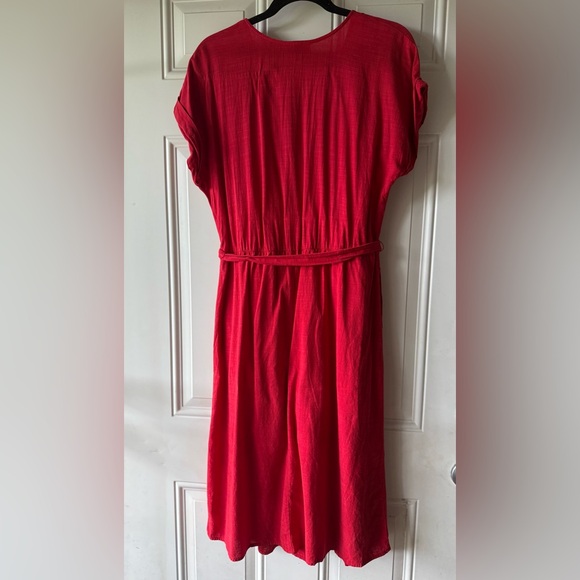 🎯50% OFF! Universal Thread Red Cotton Blend Faux Wrap Midi Dress - Picture 2 of 4